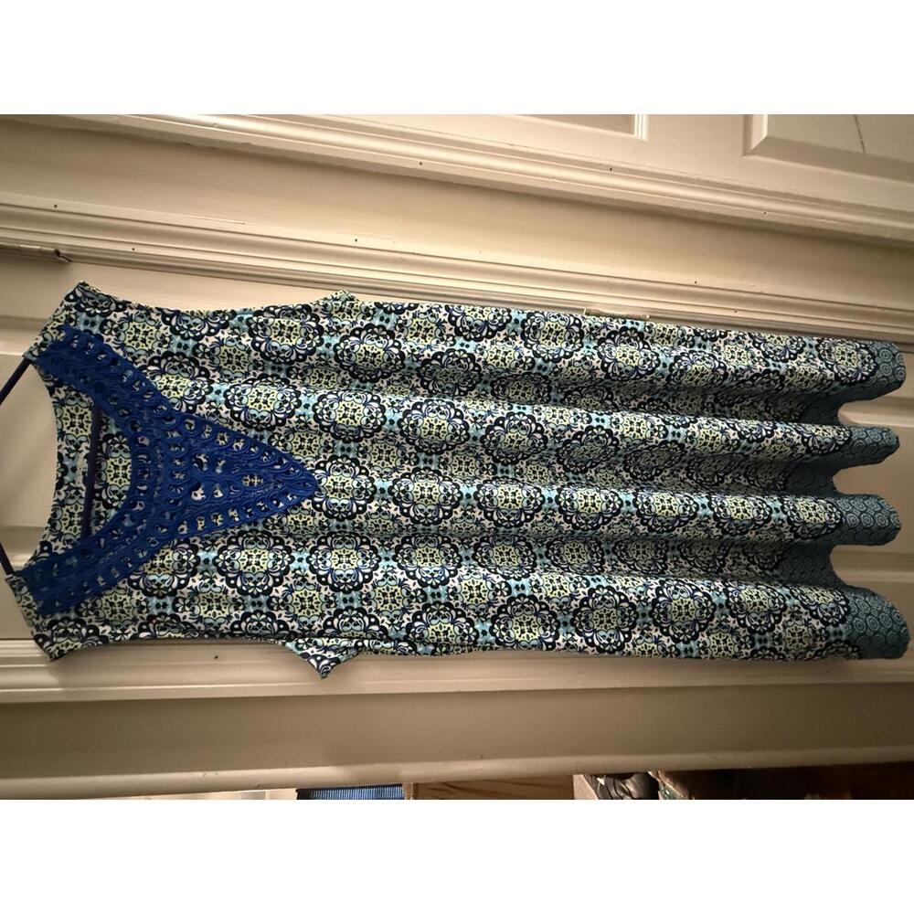 Stylish Kim Rogers Curvy 2X Dress - Blue Floral Pattern